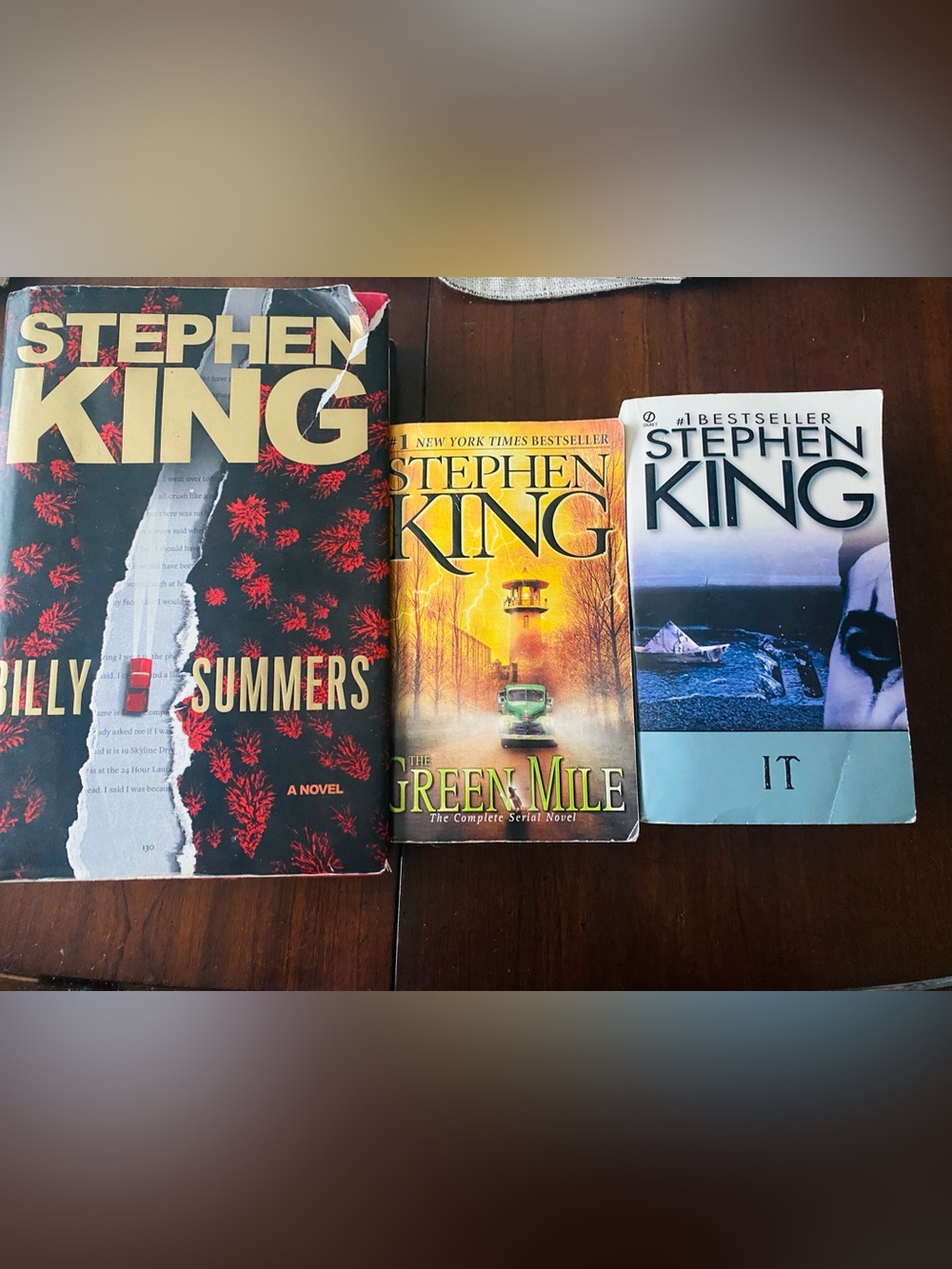 Stephen King A lot "The Green Mile" Paperback - “It” & Billy Summers hardcover